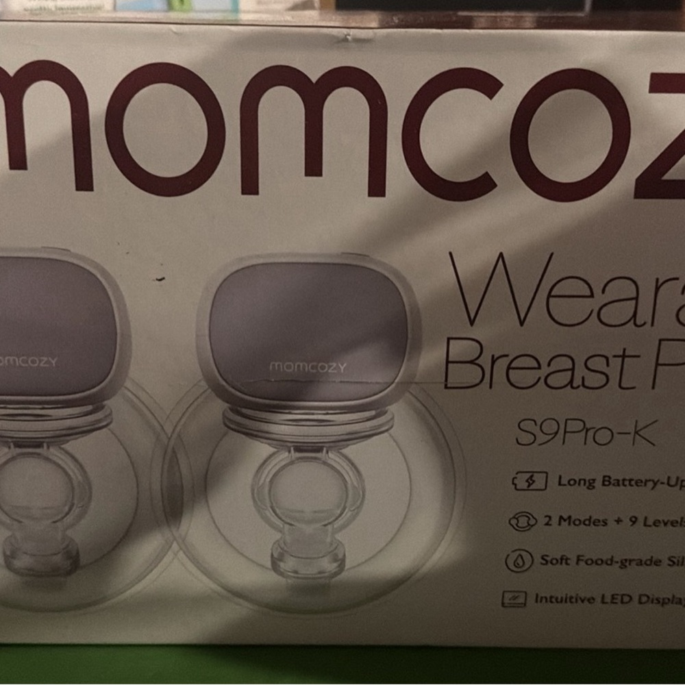 momcozy Wearable Breast Pump - Lavender Accent